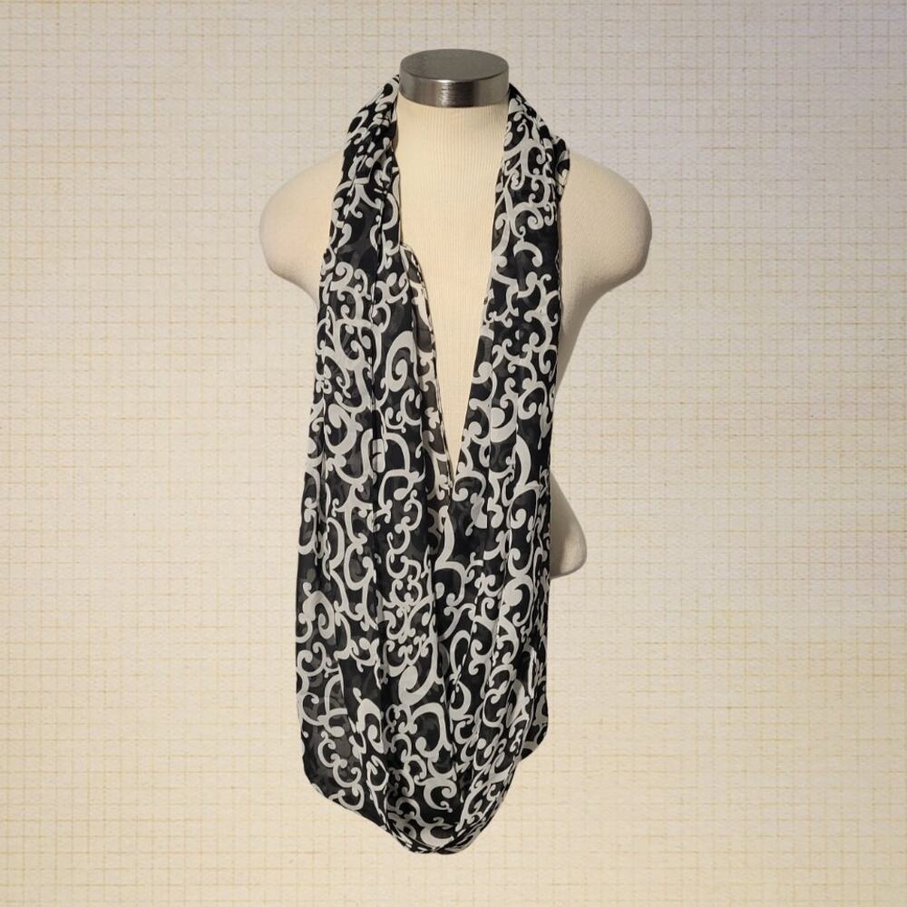 Black White Print Circle Scarf Lightweight Versatile Thick Loop Womens OS